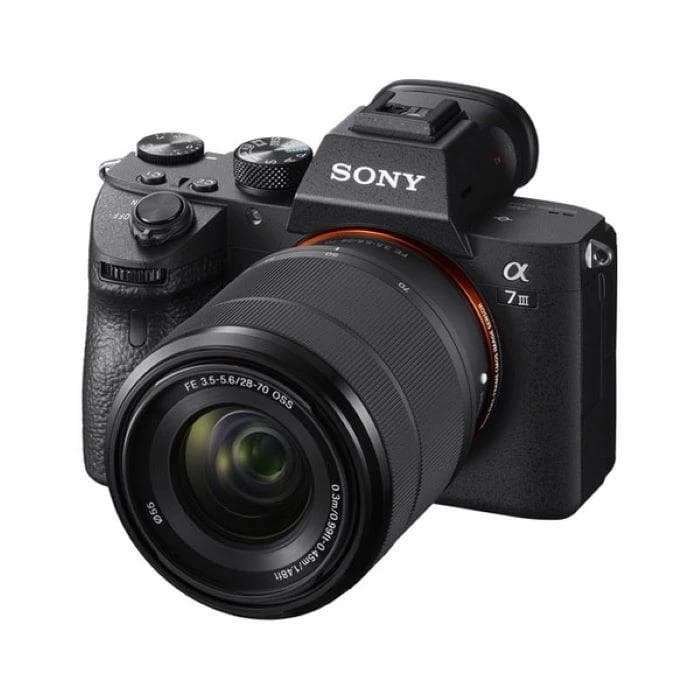 دوربین عکاسی بدون آینه سونی مدل  Alpha a7 III 28-70mm از نمای ظاهری ویژه خرید اقساطی بازنشستگان تامین اجتماعی