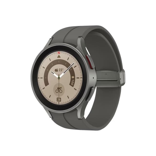 ساعت هوشمند سامسونگ مدل Galaxy Watch5 Pro از نمای ظاهری ویژه خرید اقساطی بازنشستگان تامین اجتماعی